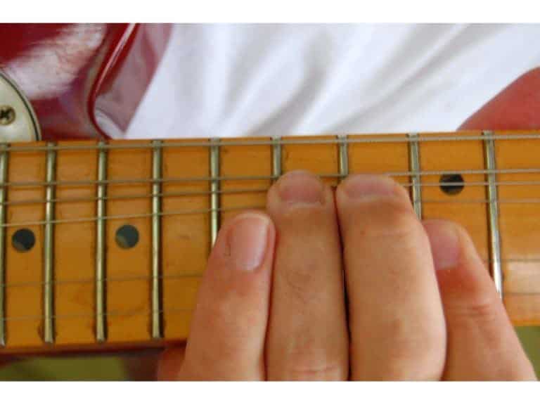 The Complete Guide To Guitar Octaves