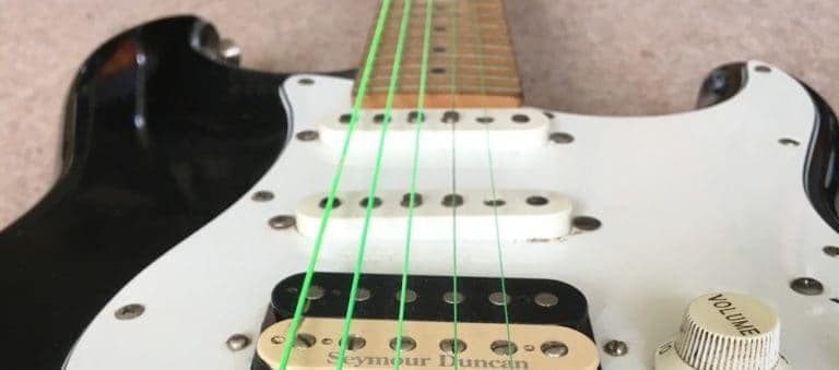 The Fender Stratocaster – The Guitarists Guitar